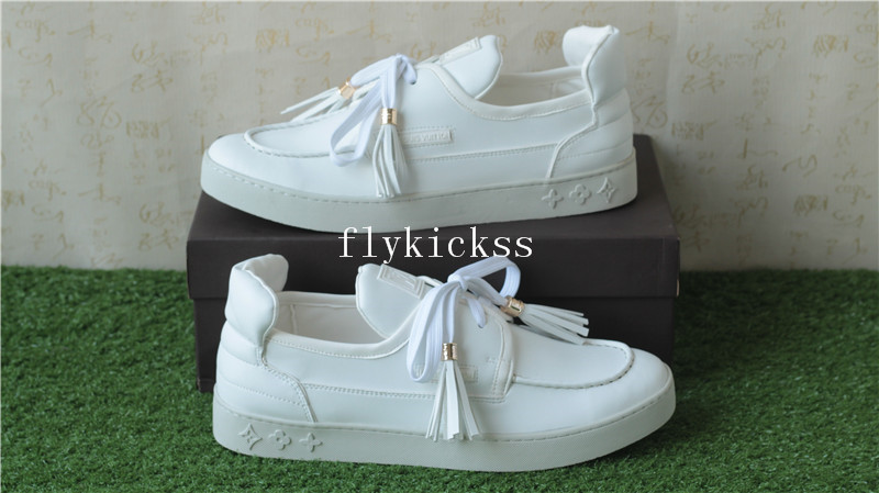 LVS White Sneaker Low Top